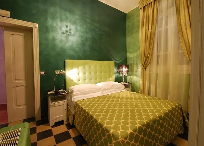 Maloe Πανσιόν 4*